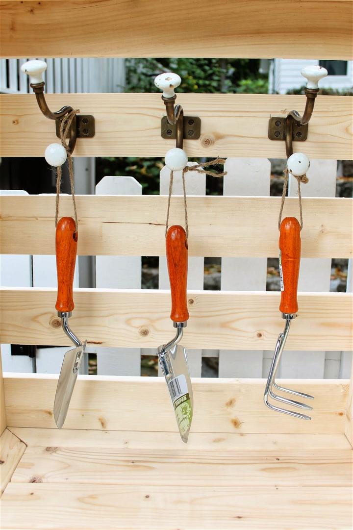 Potting Bench Tool 1