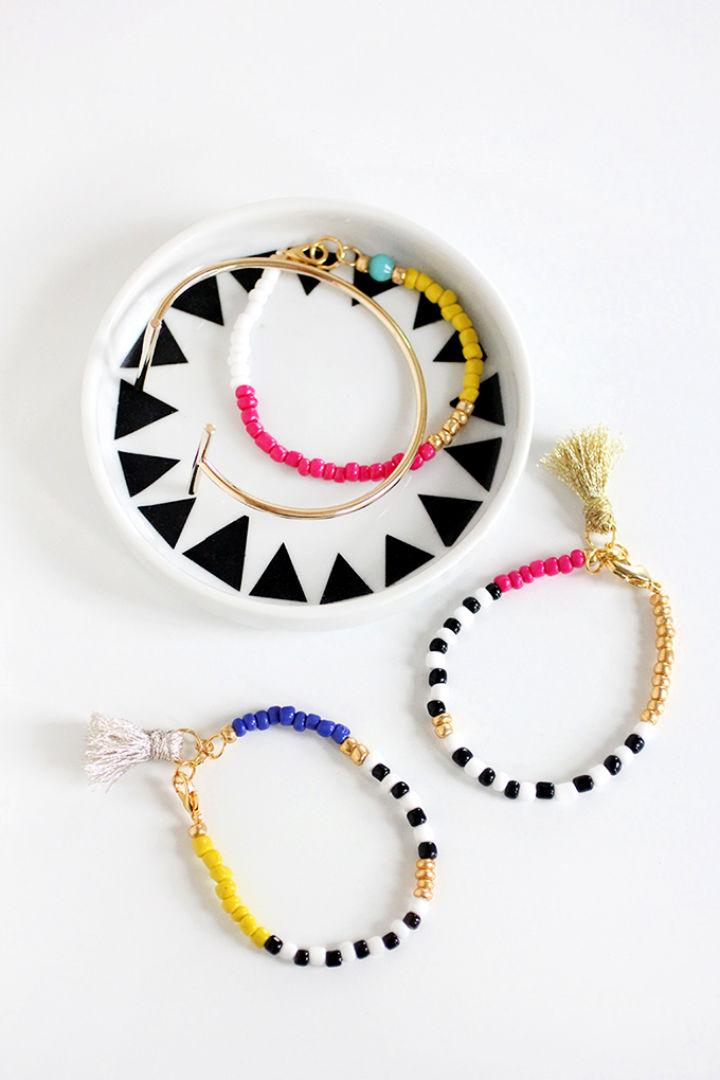 Breezy Friendship Bracelets | Crochet bracelet, Friendship bracelets diy,  Embroidery bracelets