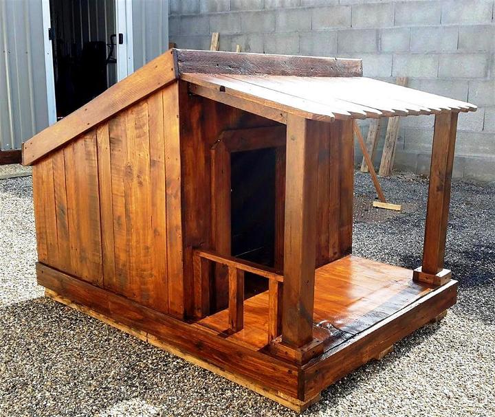recycled pallet dog house