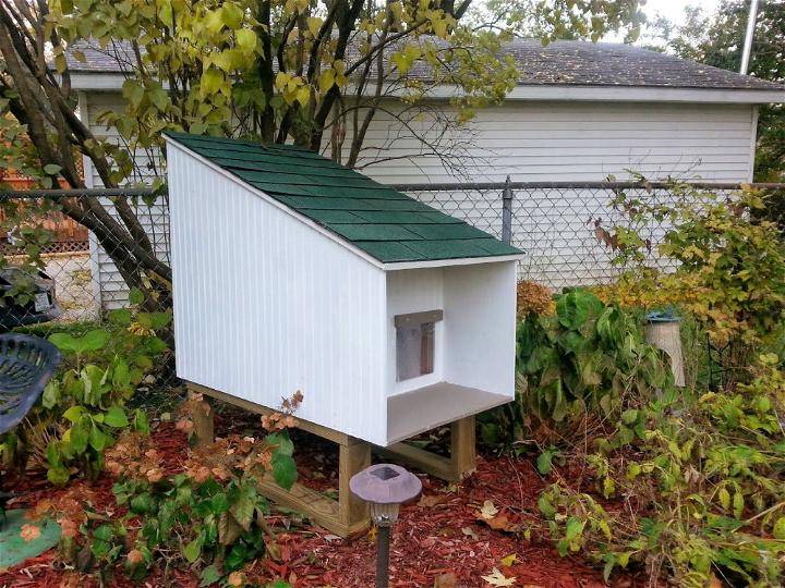 Build Your Own Outdoor Cat Shelters