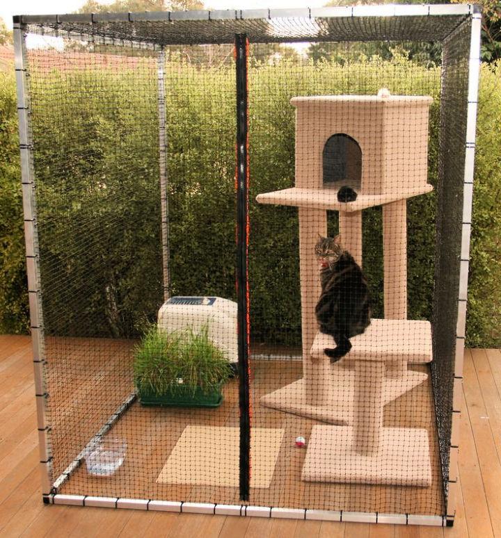 Building a Catio for Your Feline Friend 