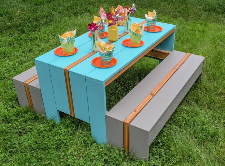 Cool DIY Kids' Picnic Table