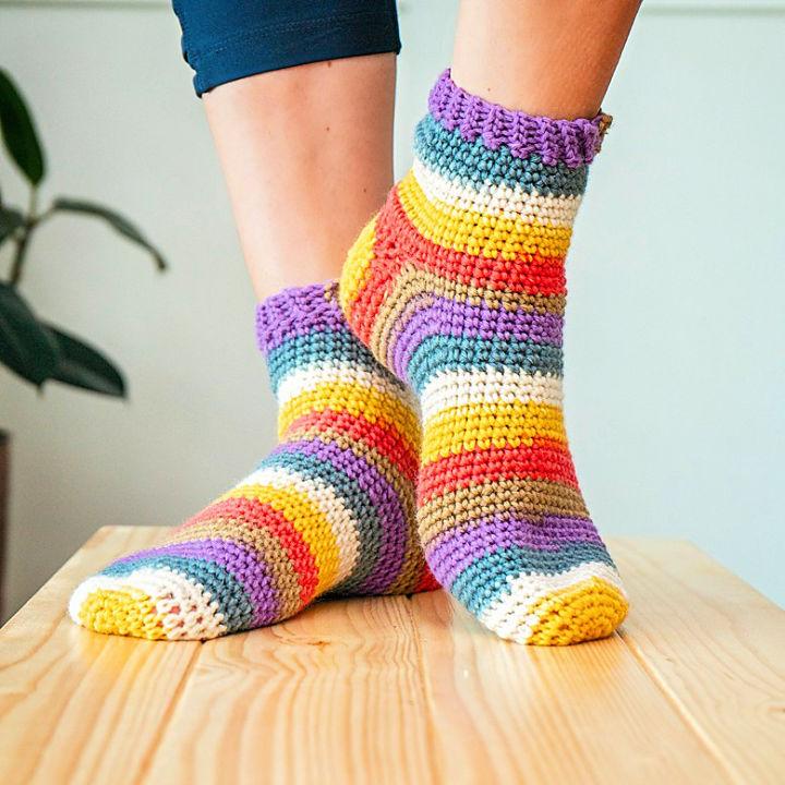 Crochet Felici Socks Pattern for Beginners