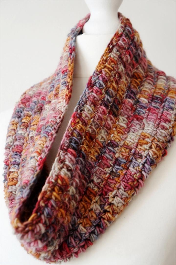 One Skein Crochet Cowl Pattern