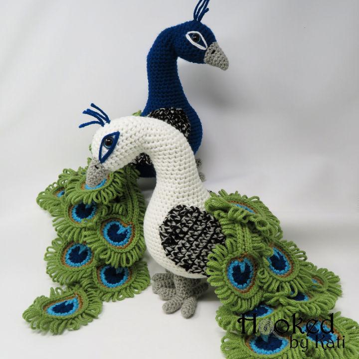 Gorgeous Crochet Regal the Peacock Pattern