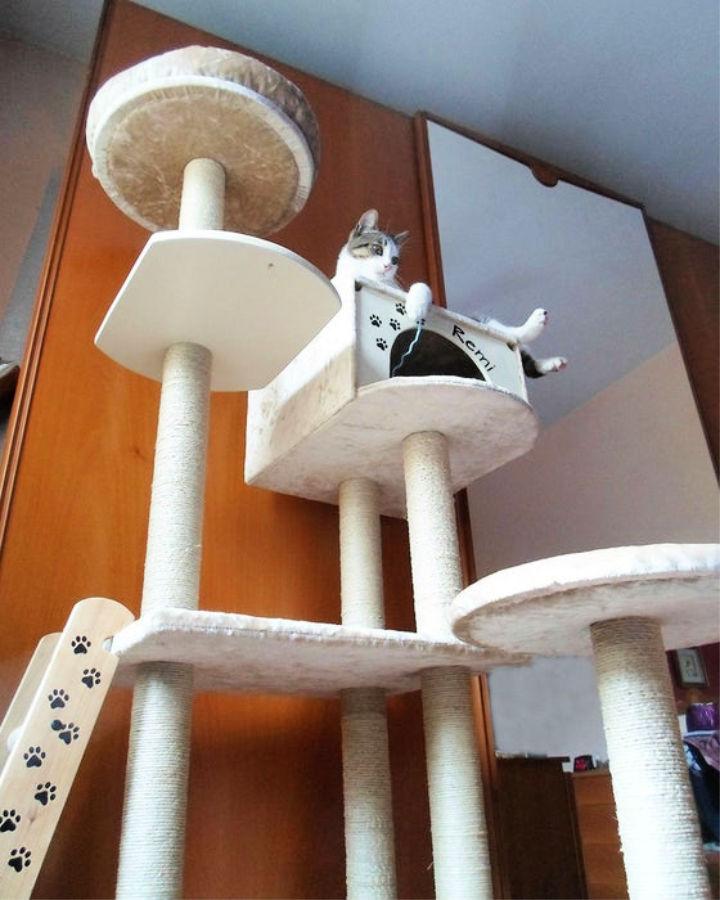 Easy DIY Cat Tree House