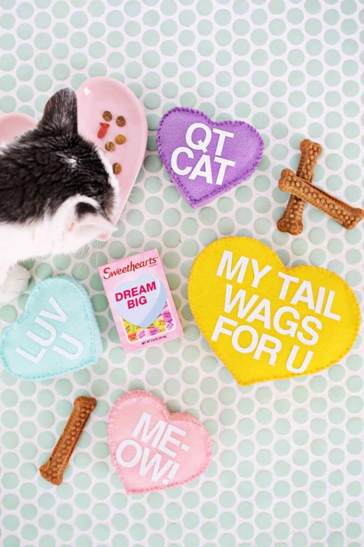 Cool DIY Conversation Heart Cat Toy