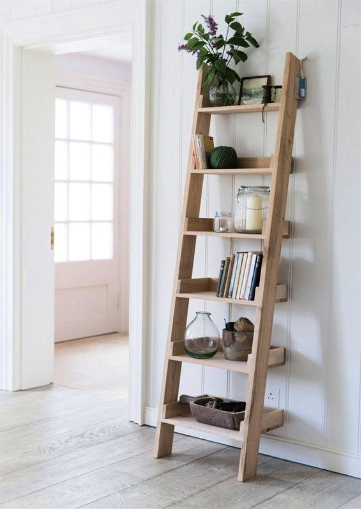 Easy DIY Leaning Ladder Shelf 