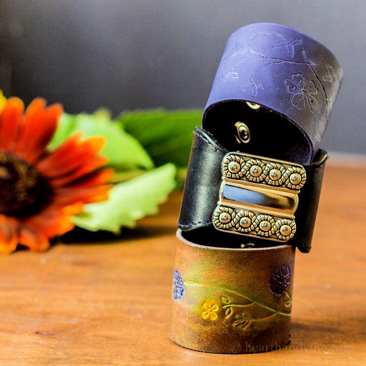 Easy and Creative Leather Bracelet