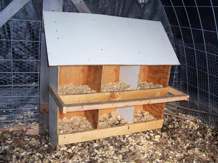 Making a Chicken Nest Box 