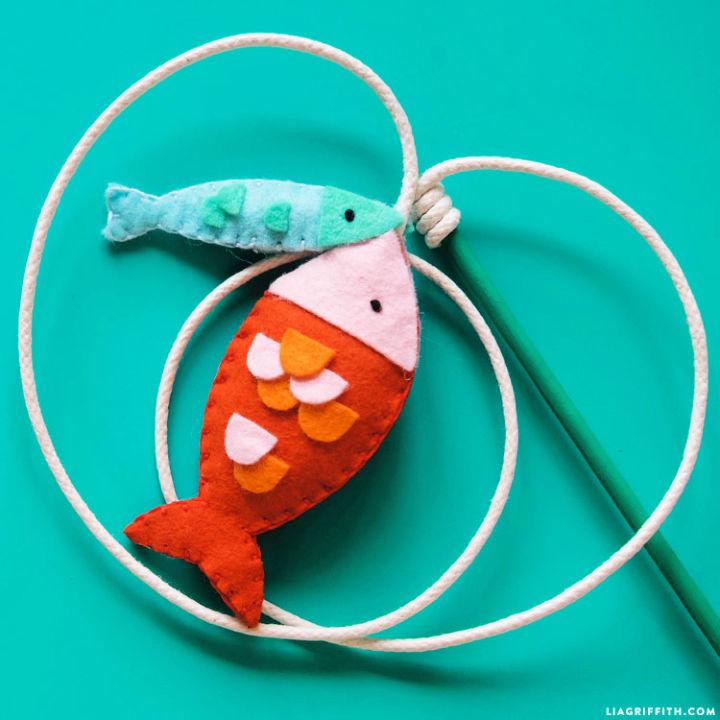 Make a Fishing Pole Cat Toy - Step by Step