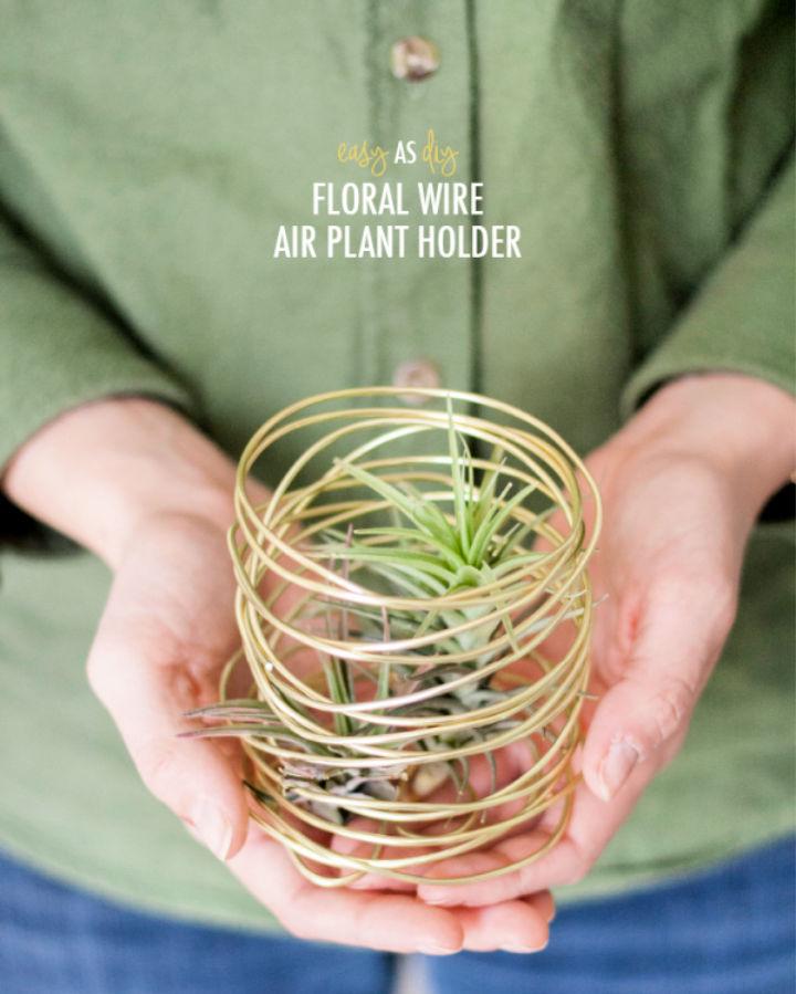 Making a Floral Wire Air Plant Holder