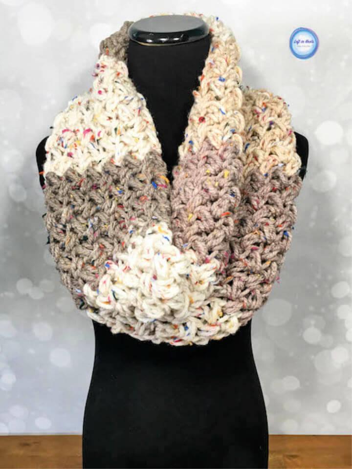 Quick and Easy Crochet Sprinkles Cowl Pattern