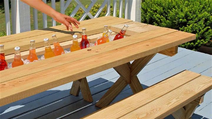 Free Picnic Table Plan and Project