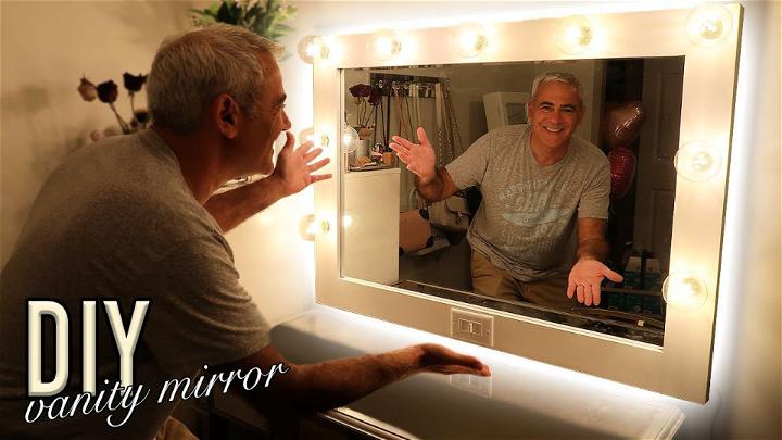 Hollywood Style DIY Light up Vanity Mirror