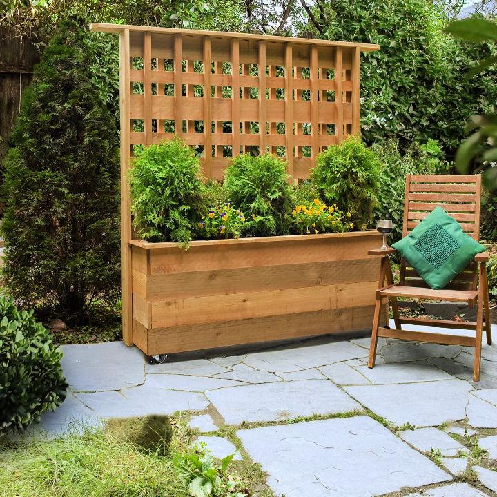 How to Build a Privacy Screen Planter