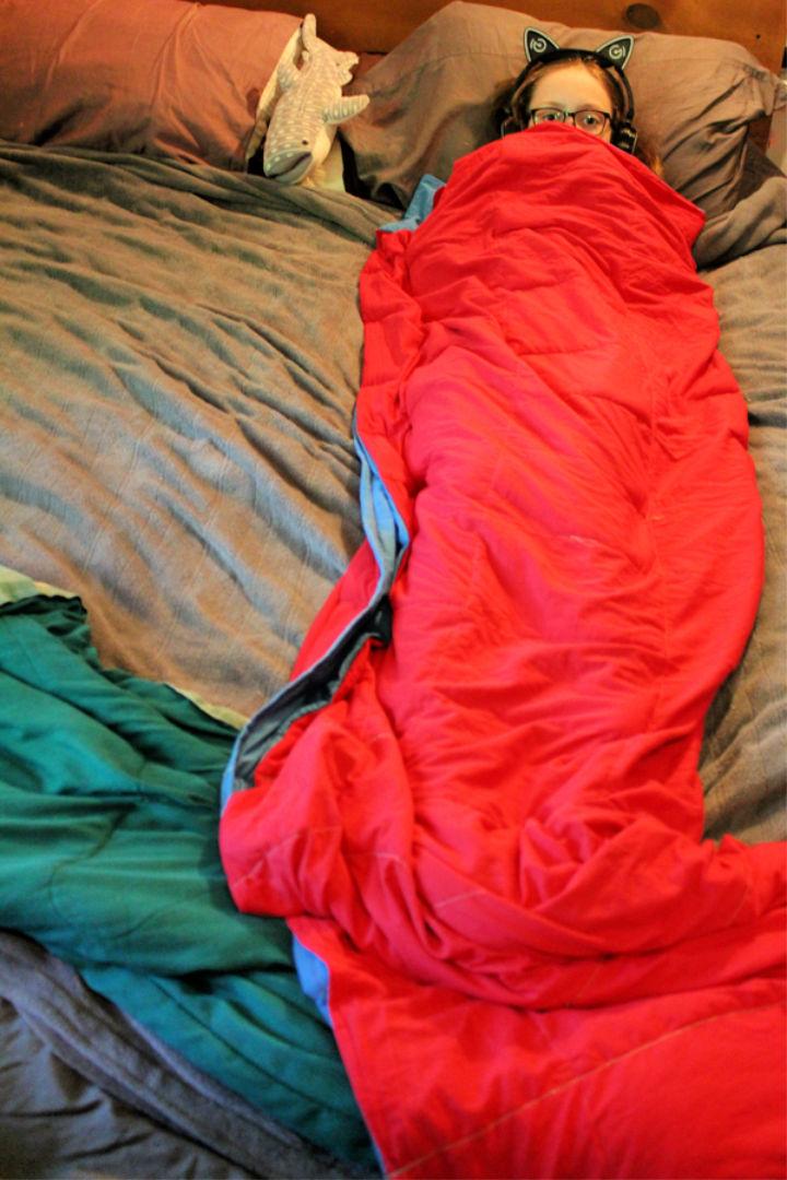 Inexpensive DIY Weighted Blanket