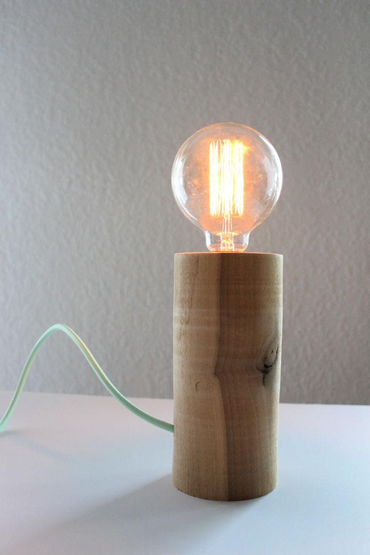 How to Make a Minimal Wood Lamp