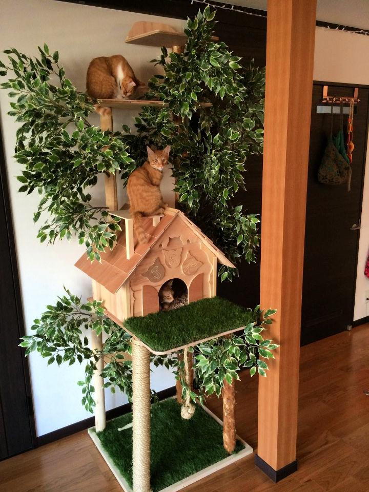 Natural looking Cat Tree House