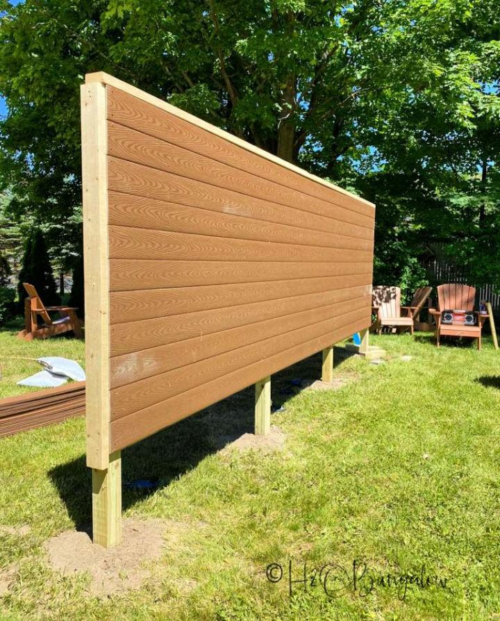 Making Outdoor Privacy Screen for Backyard