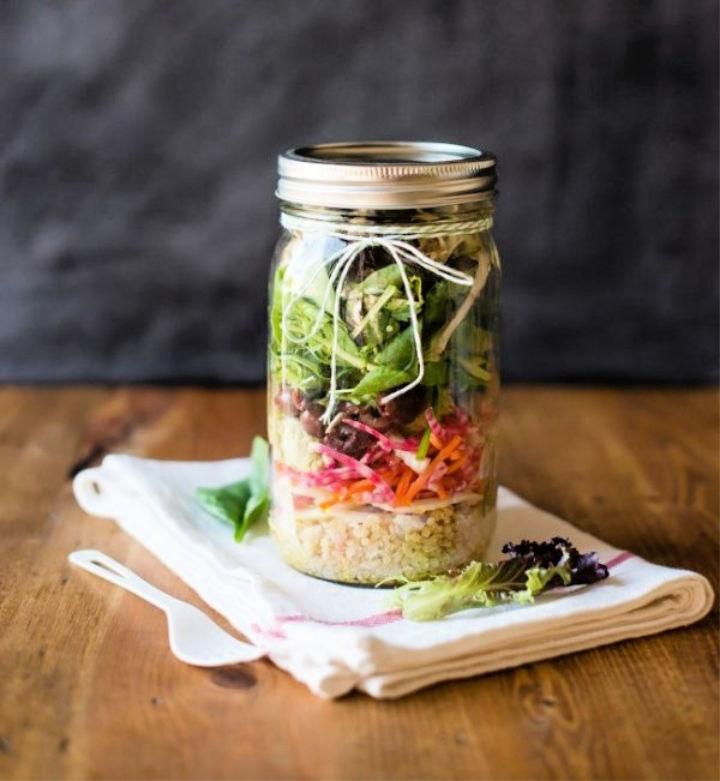 Rainbow Salad in a Jar with Avocado Hummus