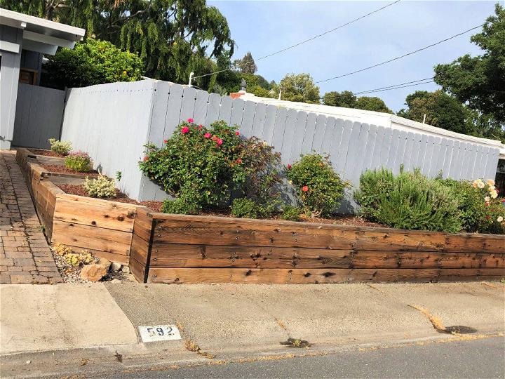 Retaining Wall Made Of Redwood