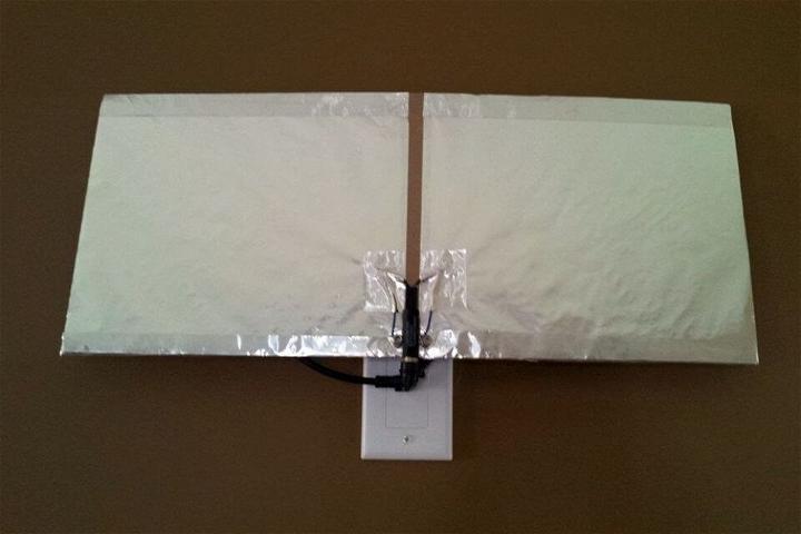 Handmade Indoor TV Antenna