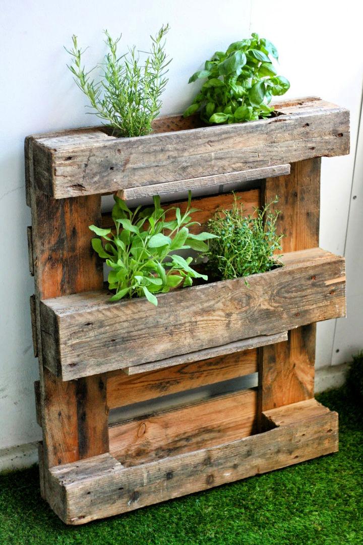 Turn Wooden Pallet Into Herb Rack