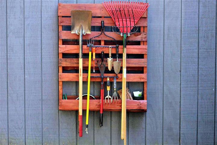 Turn a Pallet Wood Into a Garden Tool Storage Rack