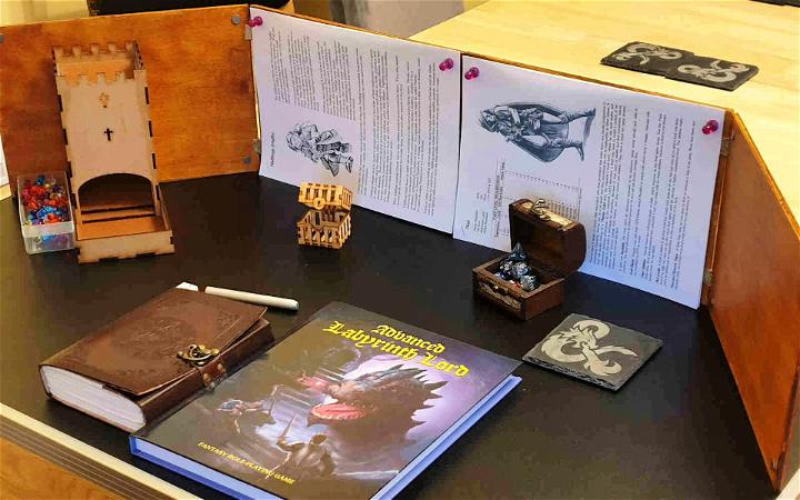 Wooden DM Screen