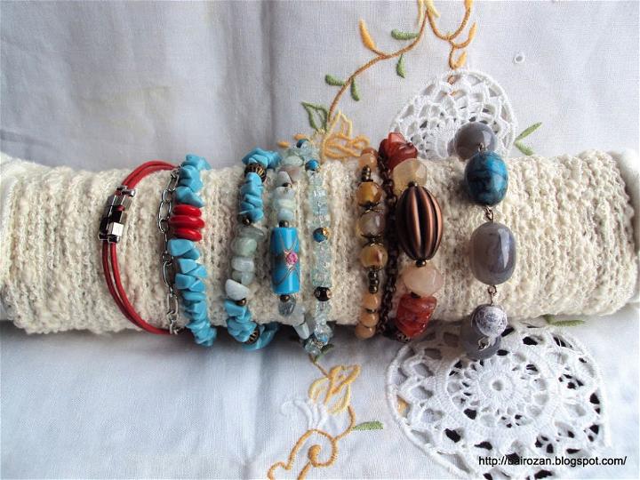 DIY Bracelet Display from Recycled Materials