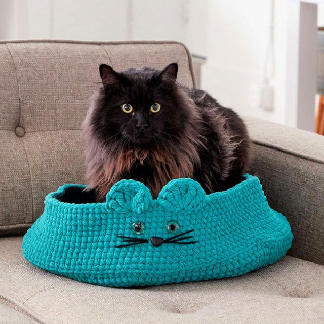 Cool Crochet Kitten Ears Cat Bed Pattern
