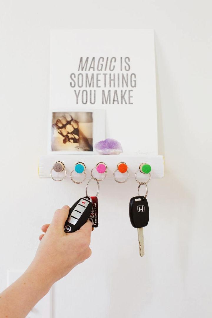 15 Easy DIY Key Holder Ideas Anyone Can Make