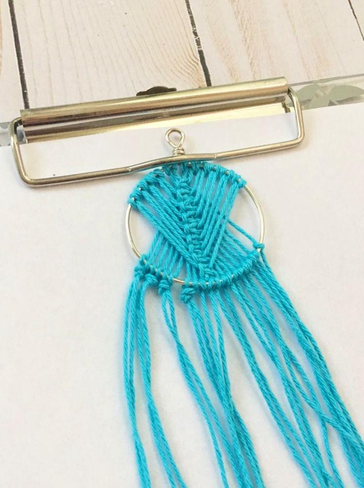 Easy Macrame Necklace Pattern for Beginners 