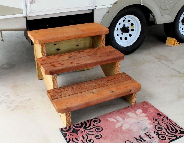 DIY Standing Stairs for Travel Trailers