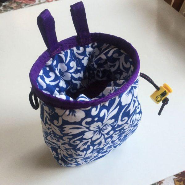 10 Easy DIY Chalk Bag Patterns (Free Chalk Bag Pattern)