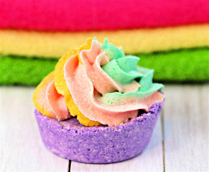 Homemade Cupcake Unicorn Bath Bombs