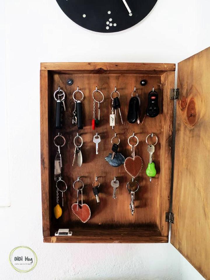 14 DIY Key Holder Ideas