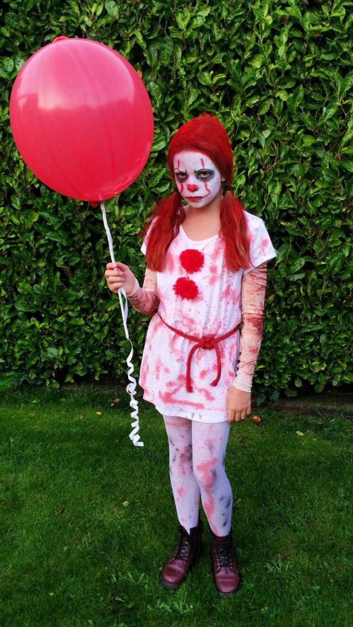 Pennywise Clown Costume