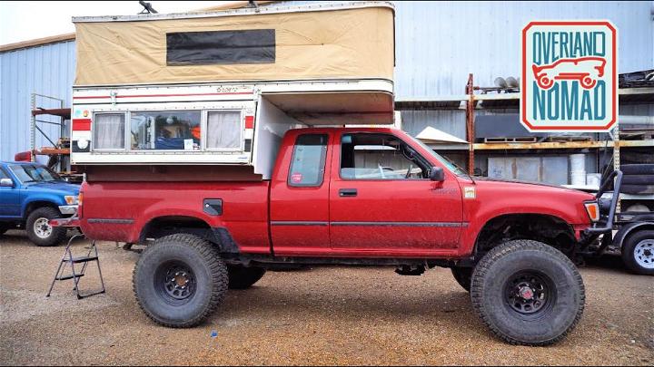 Toyota Pickup Pop Up Camper