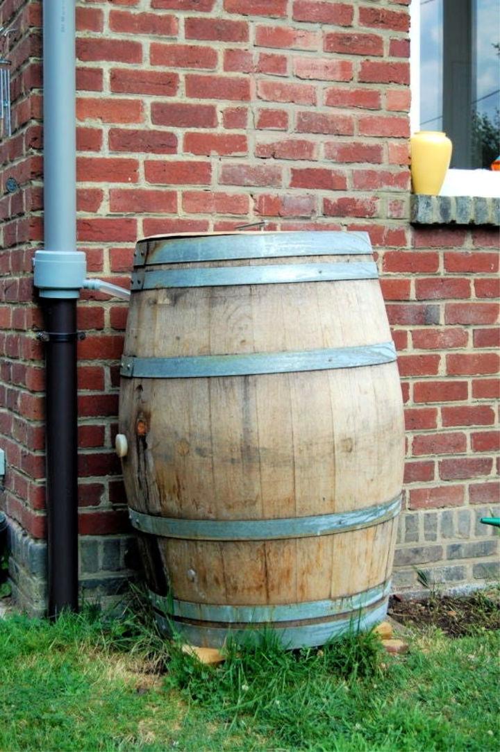 DIY Wooden Rain Barrel