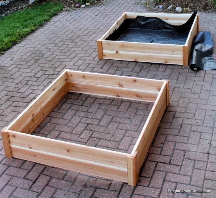 Build a Raised Garden Boxes