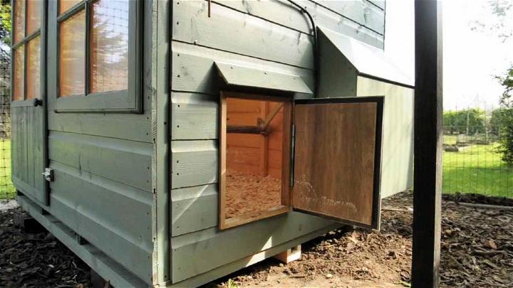 Building an Automatic Chicken Coop Door