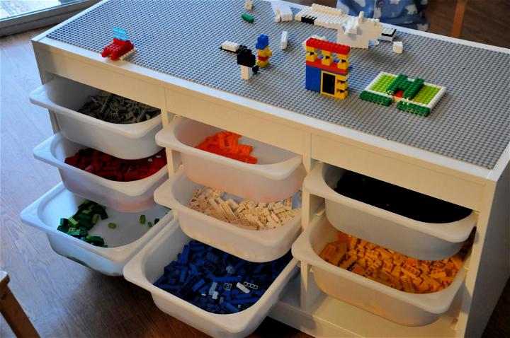 Creative Lego Table