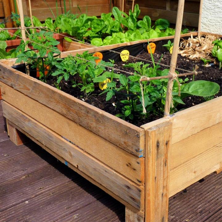 How to Make a Raised Garden Bed