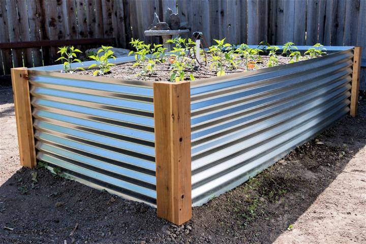 DIY Metal Raised Garden Bed