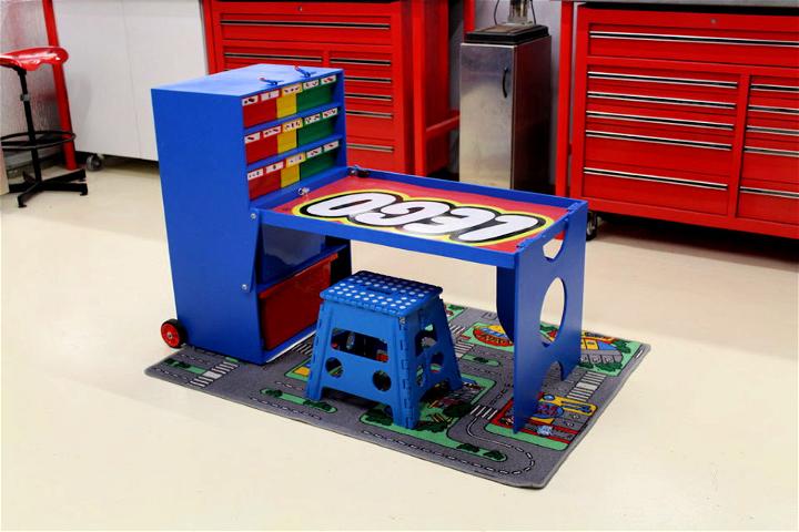 Portable DIY Lego Creation Station