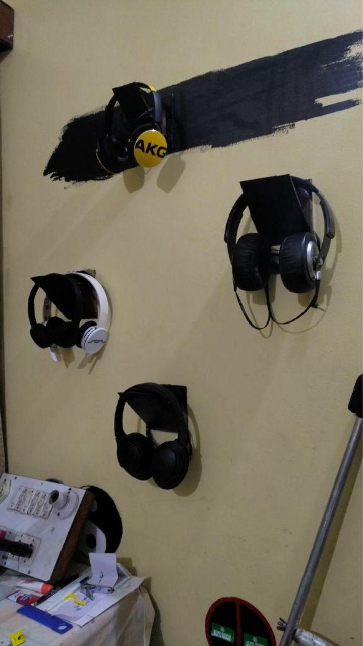 DIY Headphone Wall Mount