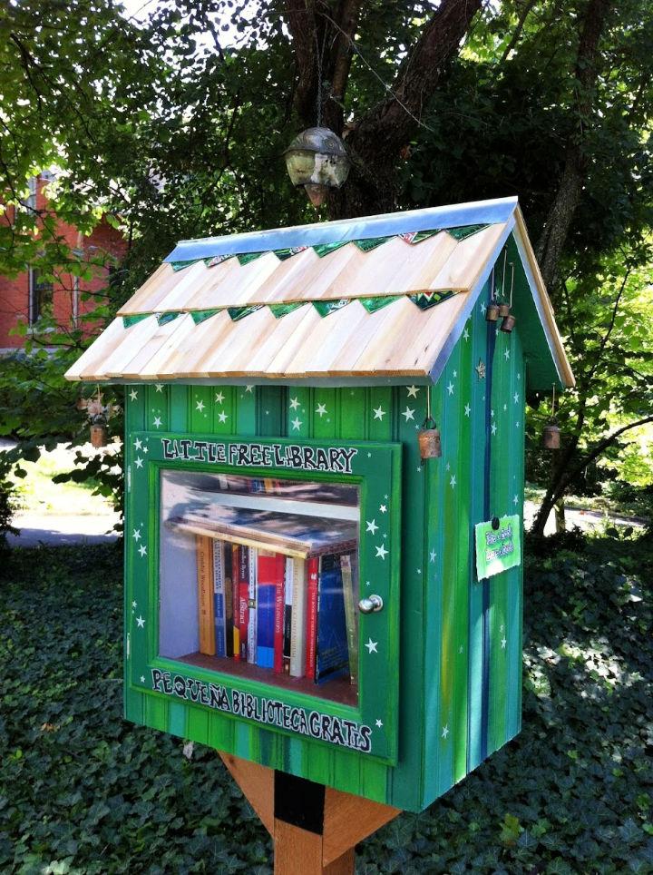 Build Your Own Little Lending Free Library