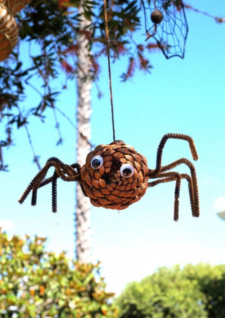 Making a Pine Cone Spider